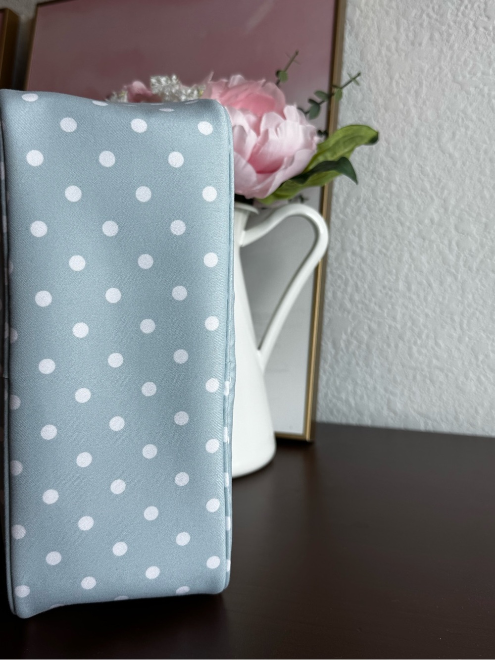 Estee Lauder Makeup Bag